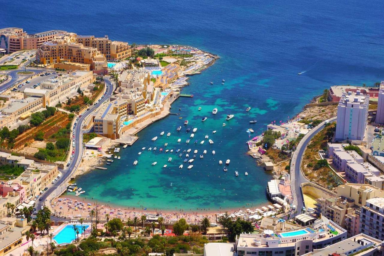 Chic 2Br Penthouse Steps From The Promenade Apartment Sliema Exterior photo